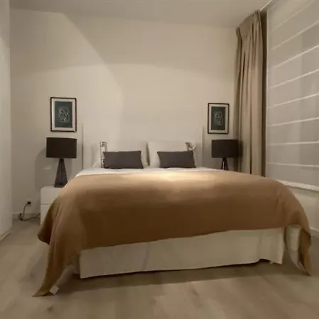 Skyline Quick Cozy Weekend Homestay